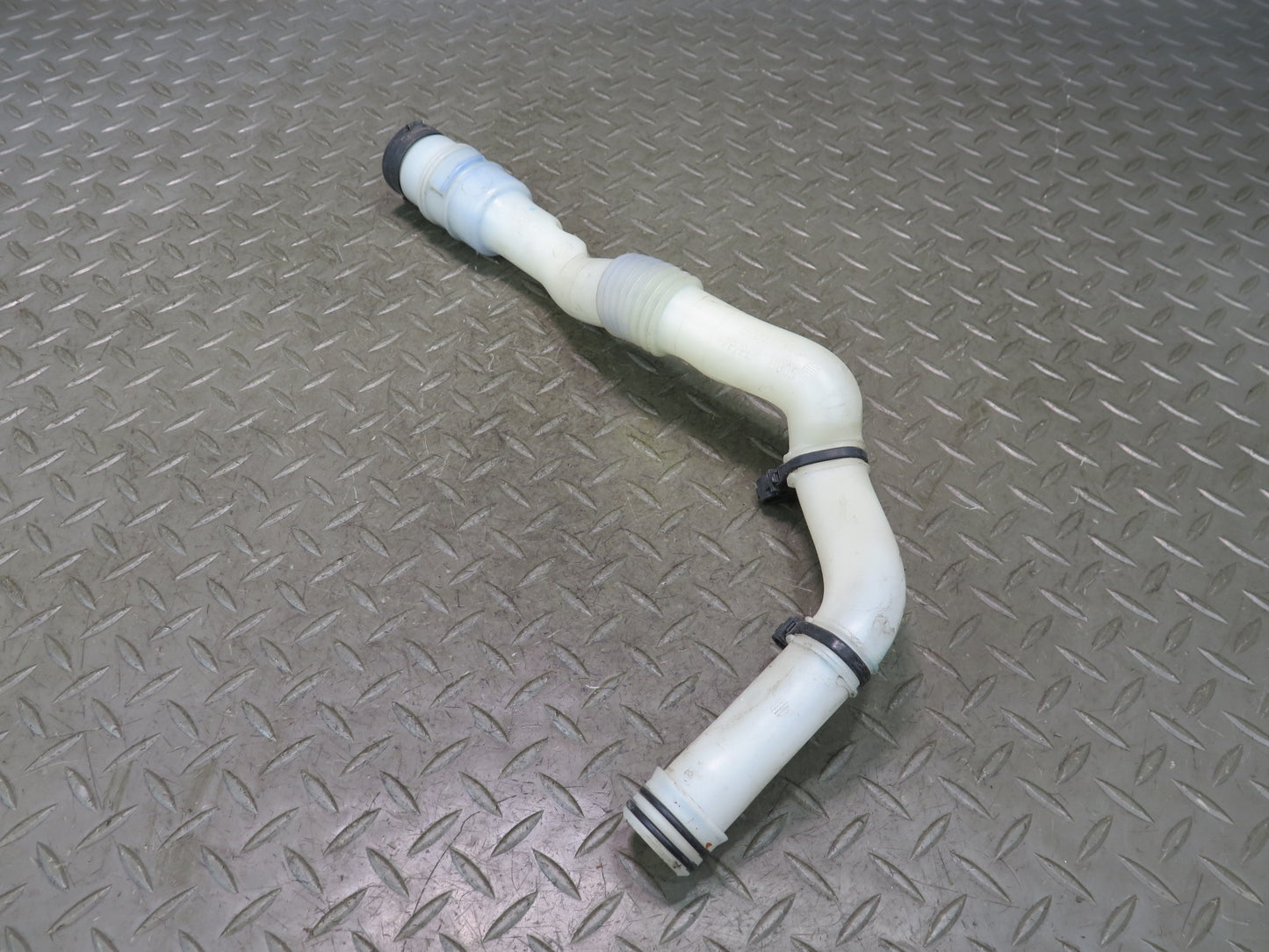 2017-2020 Maserati Levante M161 Windshield Washer Fluid Reservoir Filler Neck