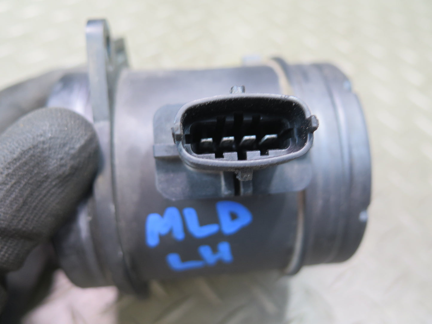 2017-2020 Maserati Levante M161 Mass Air Flow Meter MAF Sensor 0280218281