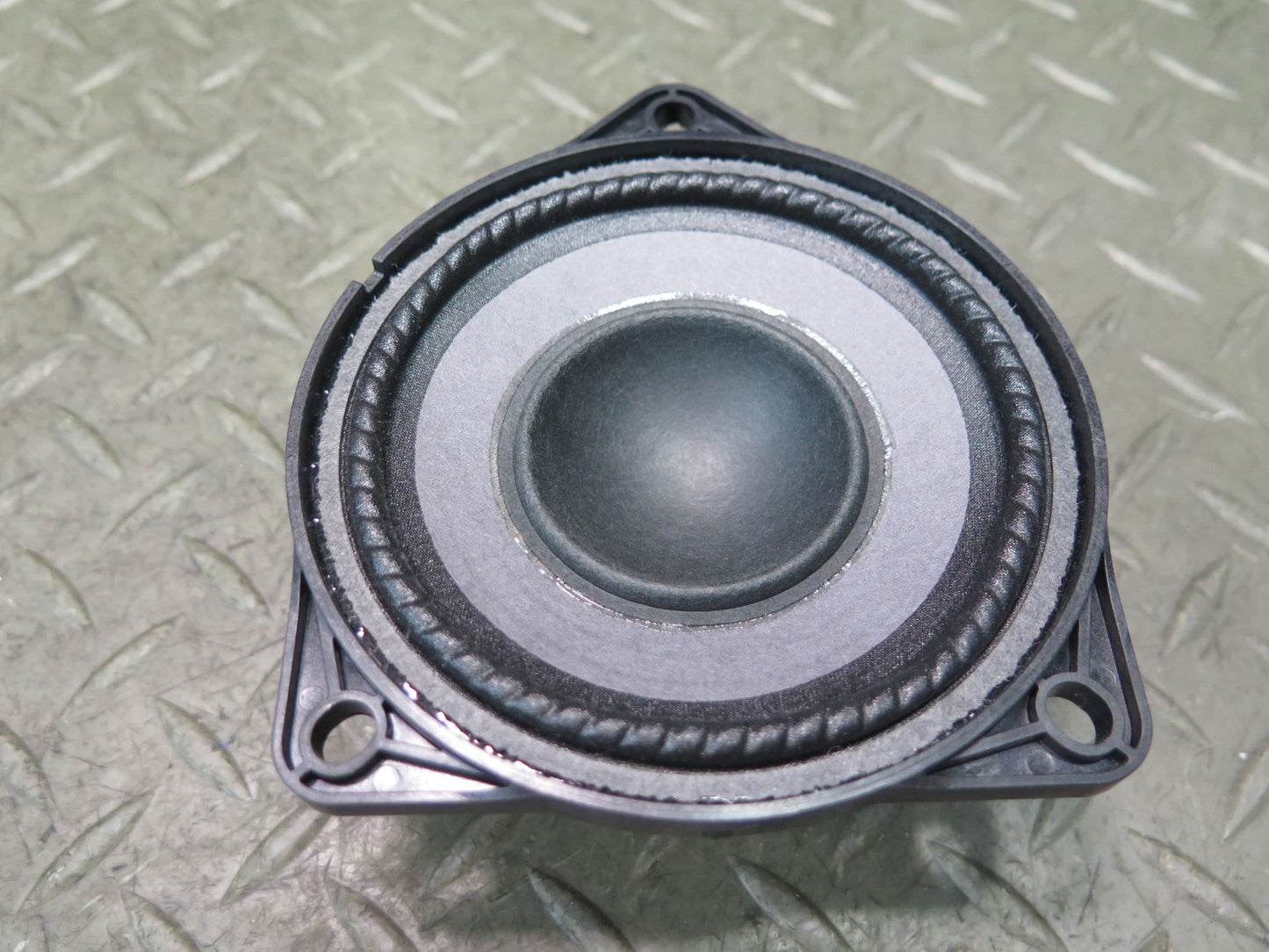2011-2018 Porsche Cayenne 958 Front Left & Right Door MID Range Bose Speaker Set