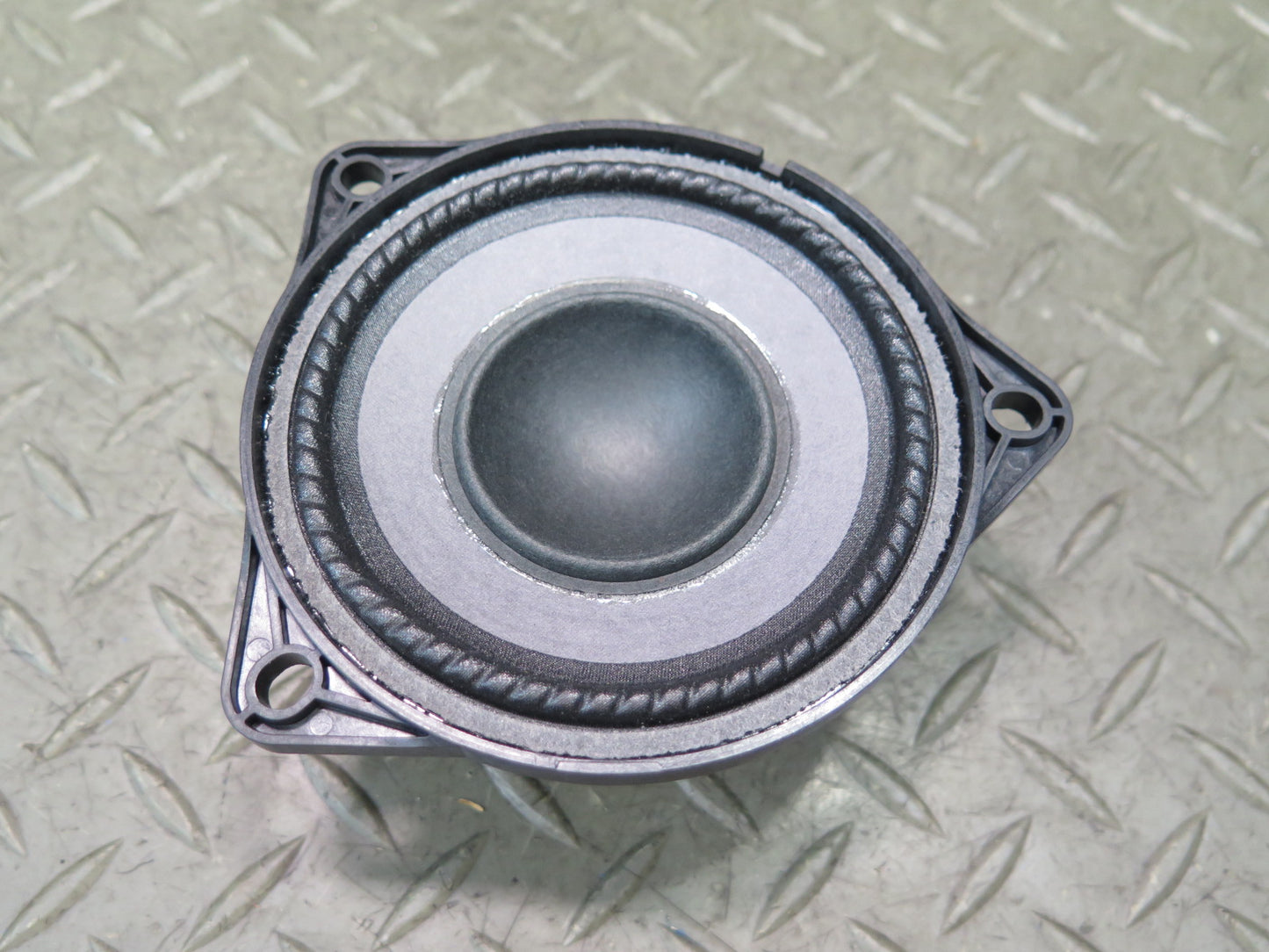 2011-2018 Porsche Cayenne 958 Front Left & Right Door MID Range Bose Speaker Set