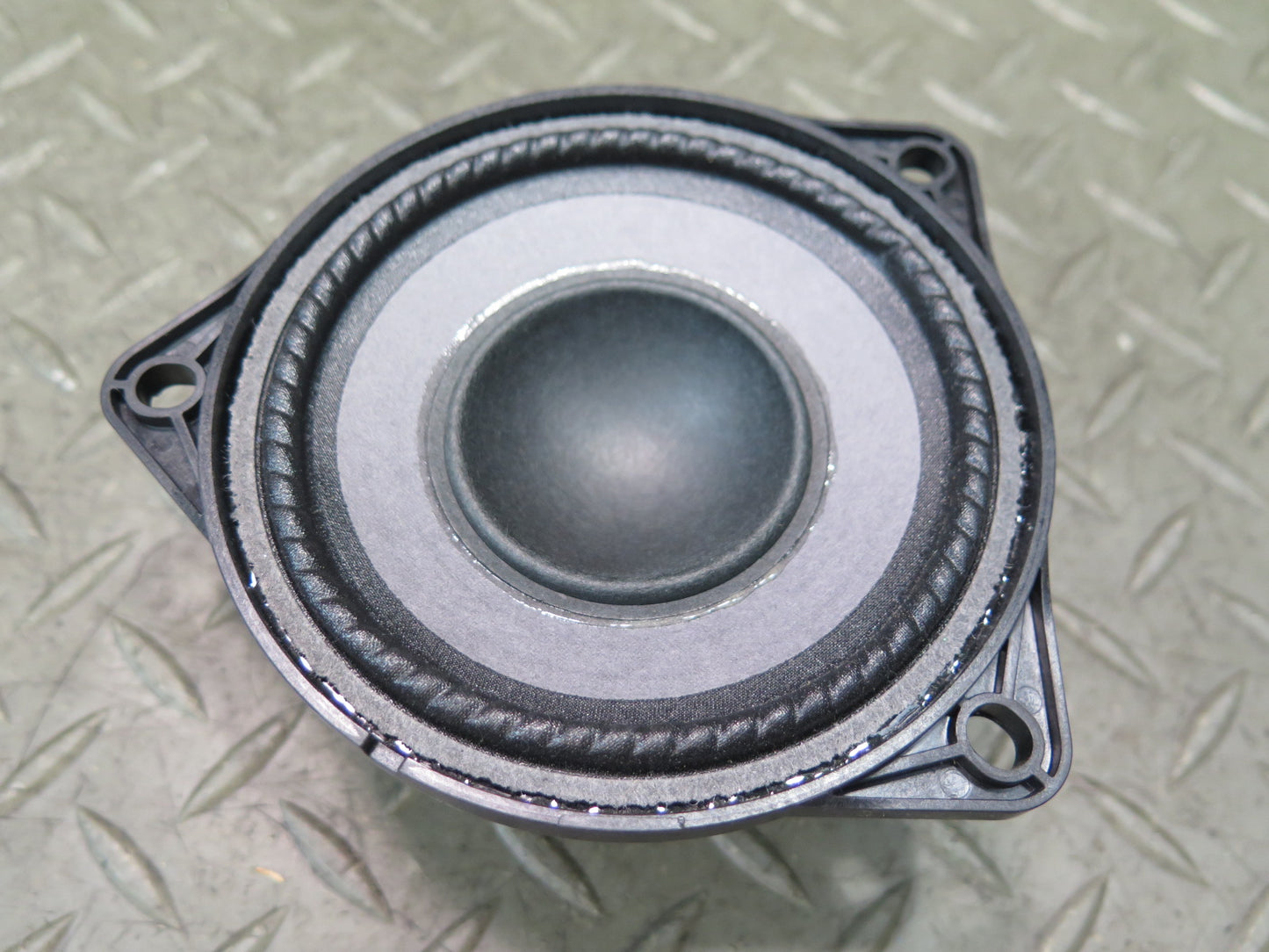 2011-2018 Porsche Cayenne 958 Front Left & Right Door MID Range Bose Speaker Set