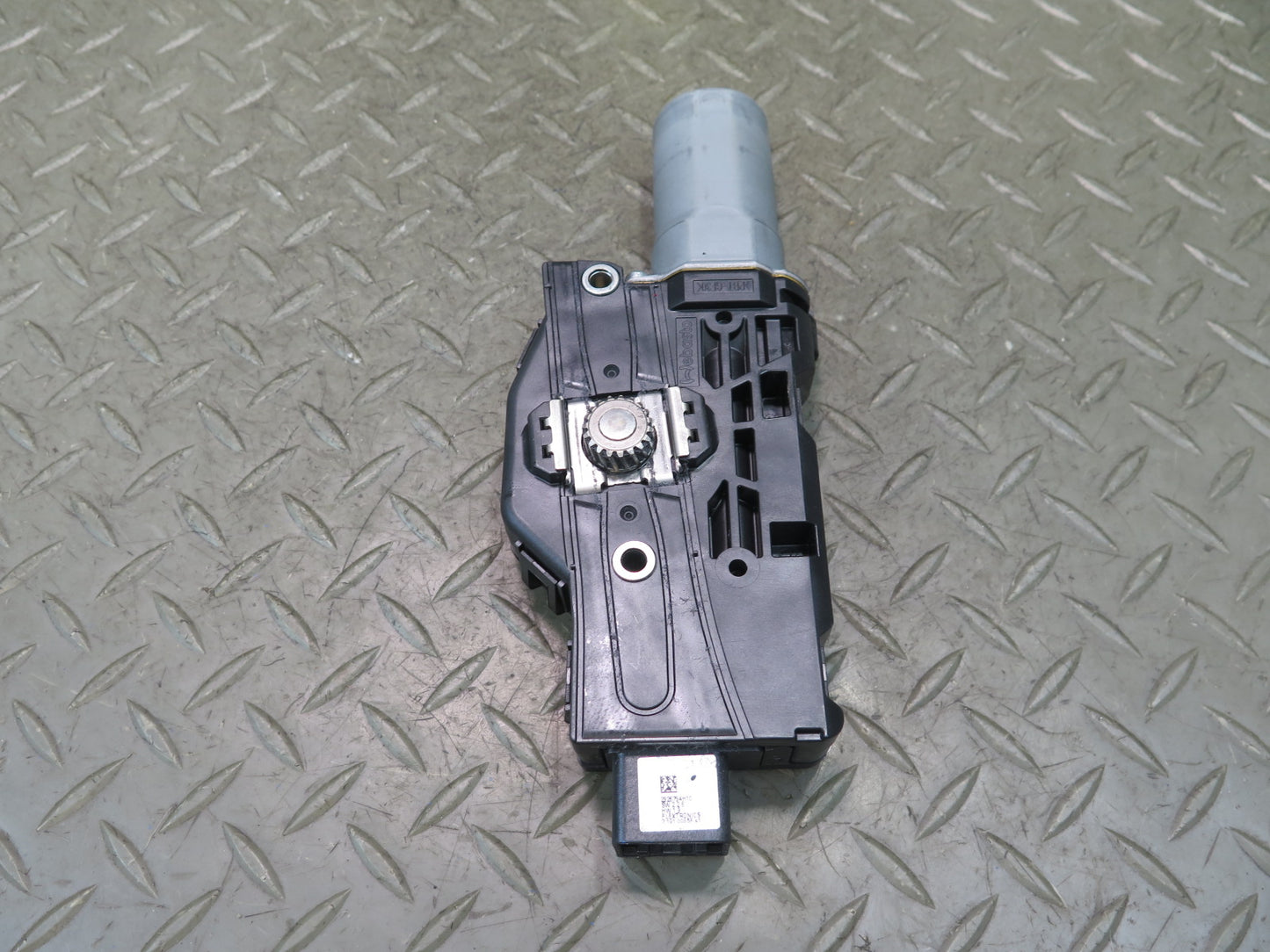 2017-2019 Alfa Romeo Stelvio Left or Right Sunroof Motor Drive Unit 88K Miles