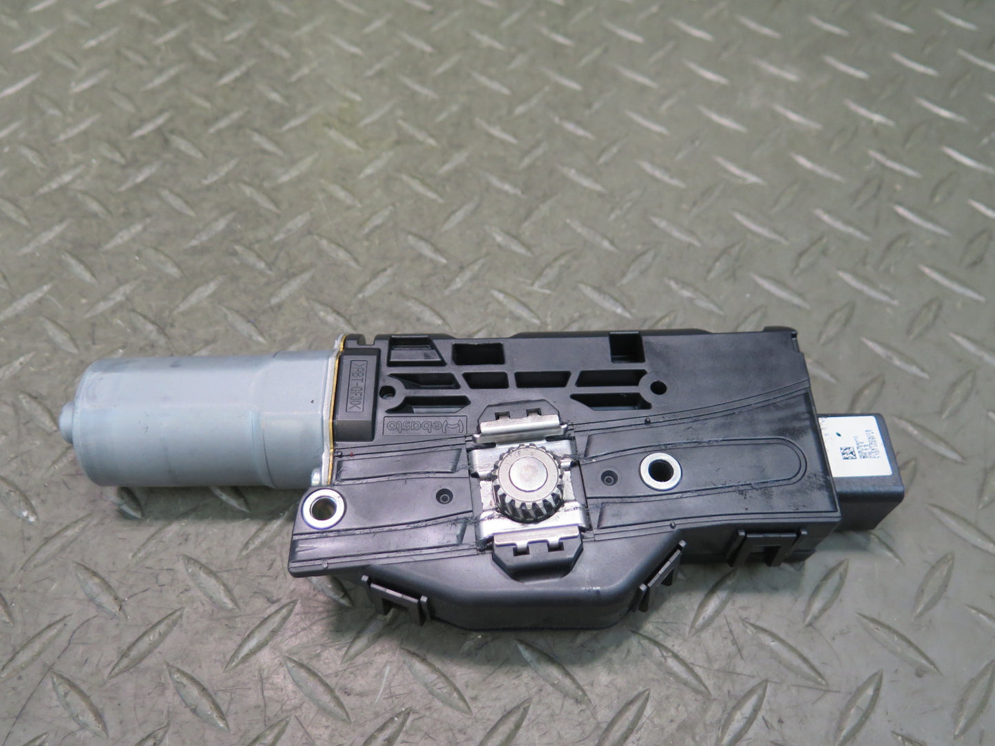 2017-2019 Alfa Romeo Stelvio Left or Right Sunroof Motor Drive Unit 88K Miles