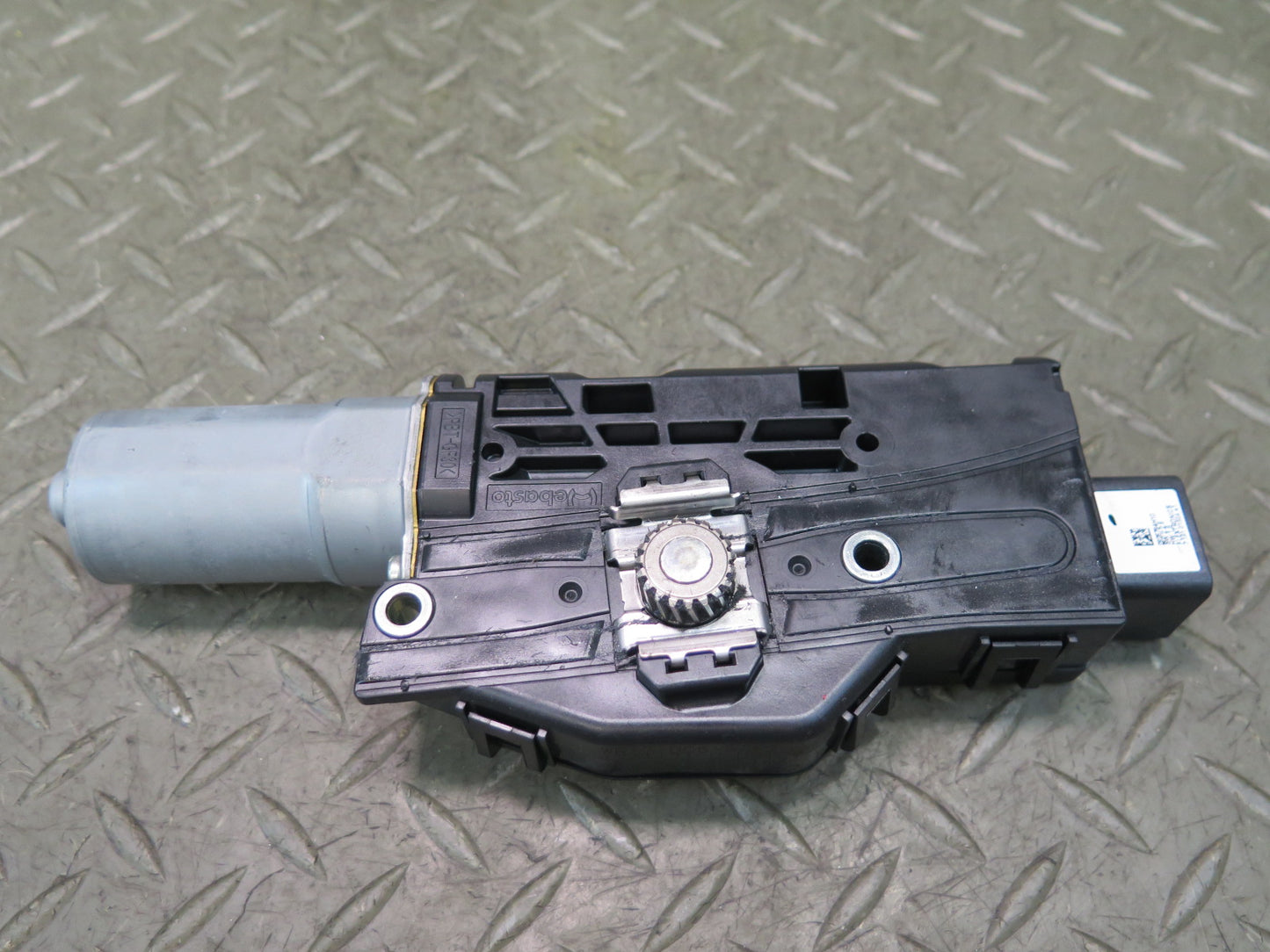2017-2019 Alfa Romeo Stelvio Left or Right Sunroof Motor Drive Unit 88K Miles