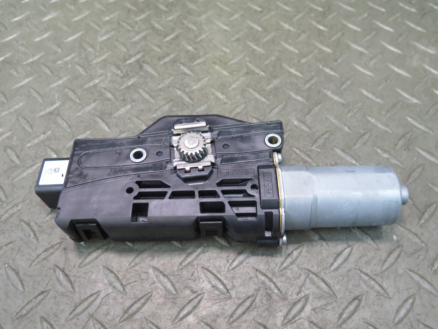 2017-2019 Alfa Romeo Stelvio Left or Right Sunroof Motor Drive Unit 88K Miles