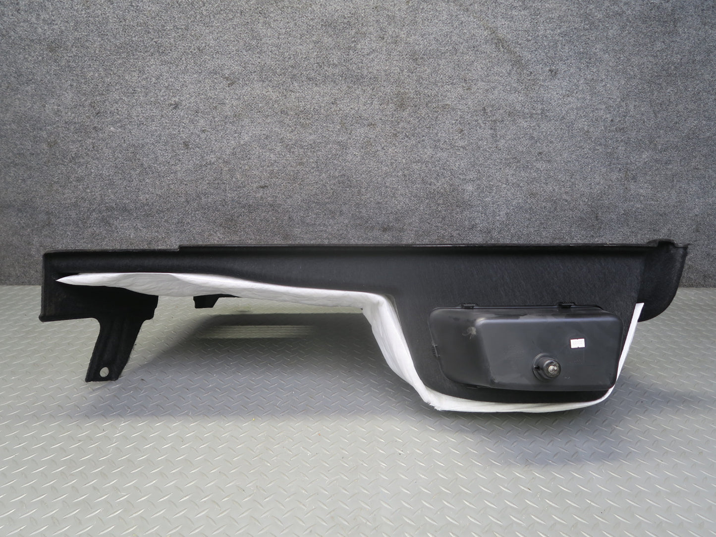 2017-2023 Alfa Romeo Stelvio Rear Right Pass Side Lower Quarter Panel Trim