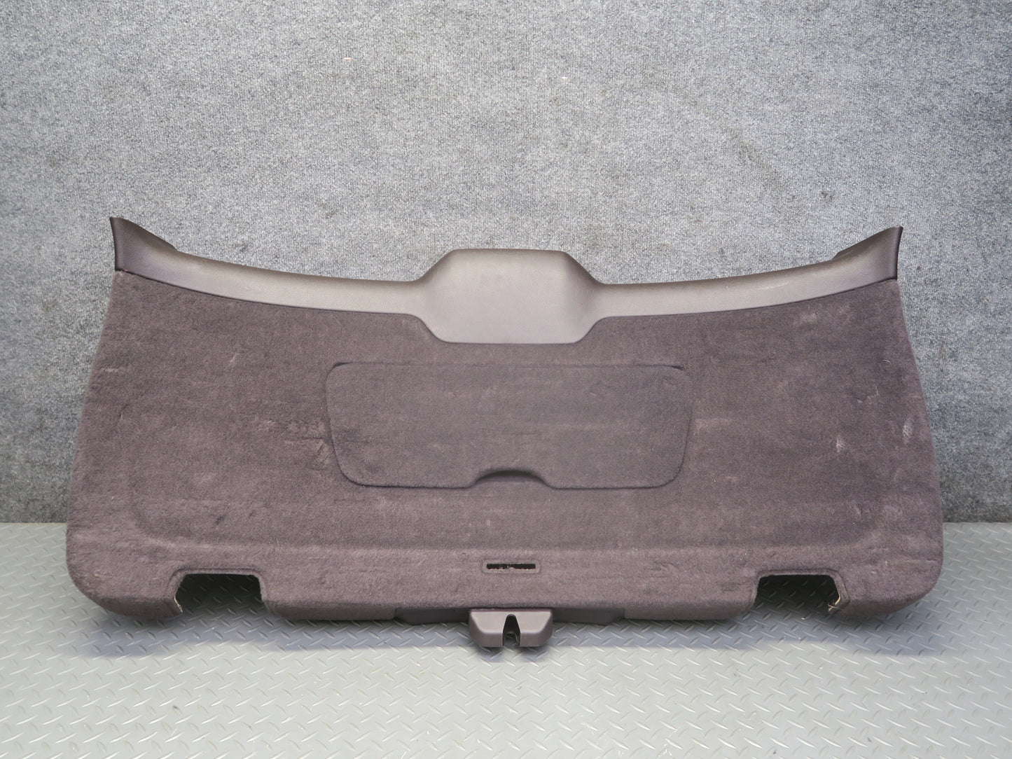 2011-2018 Porsche Cayenne 958 Rear Tailgate Trunk Door Lower Trim Cover Cover