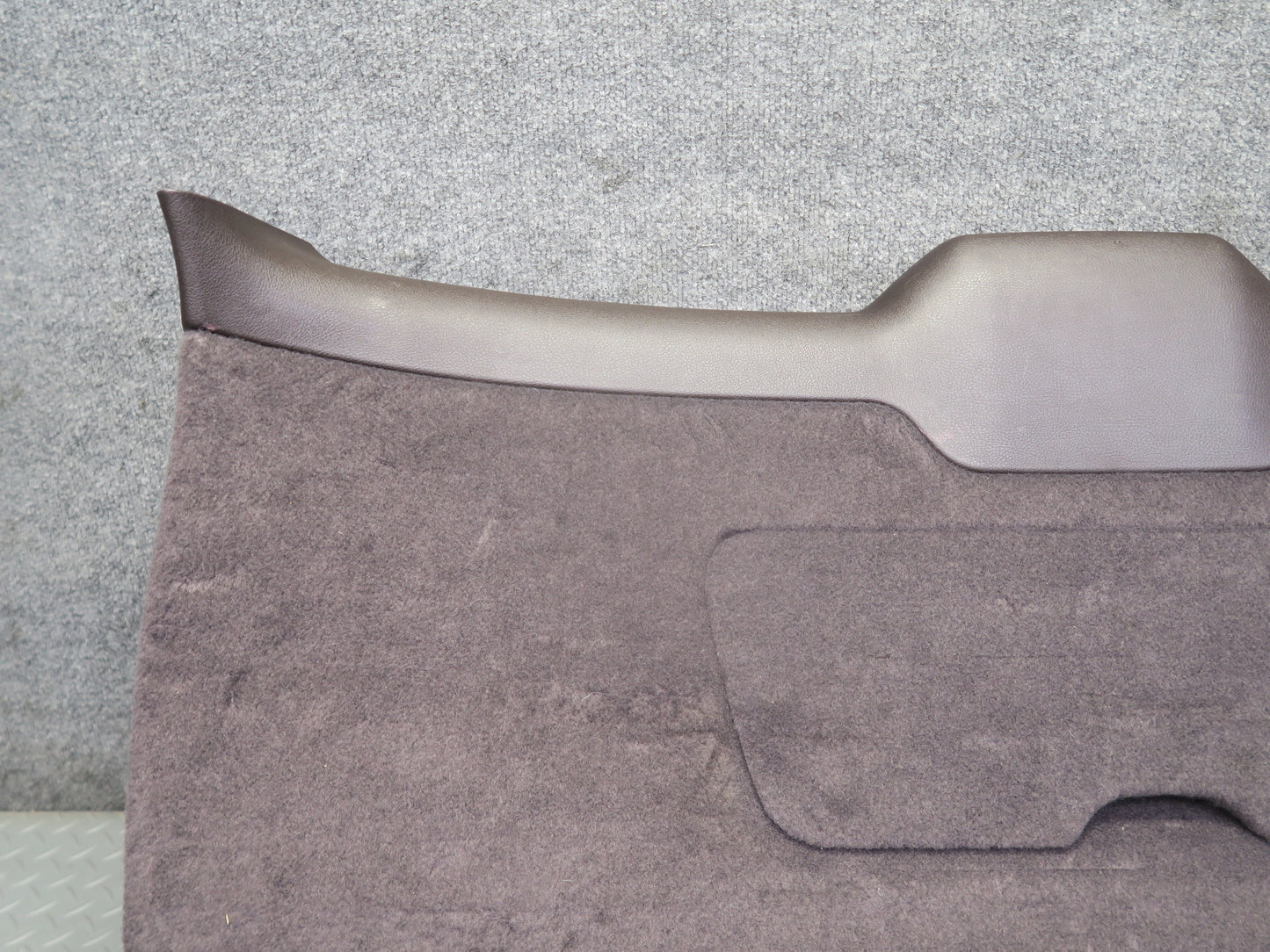 2011-2018 Porsche Cayenne 958 Rear Tailgate Trunk Door Lower Trim Cover Cover