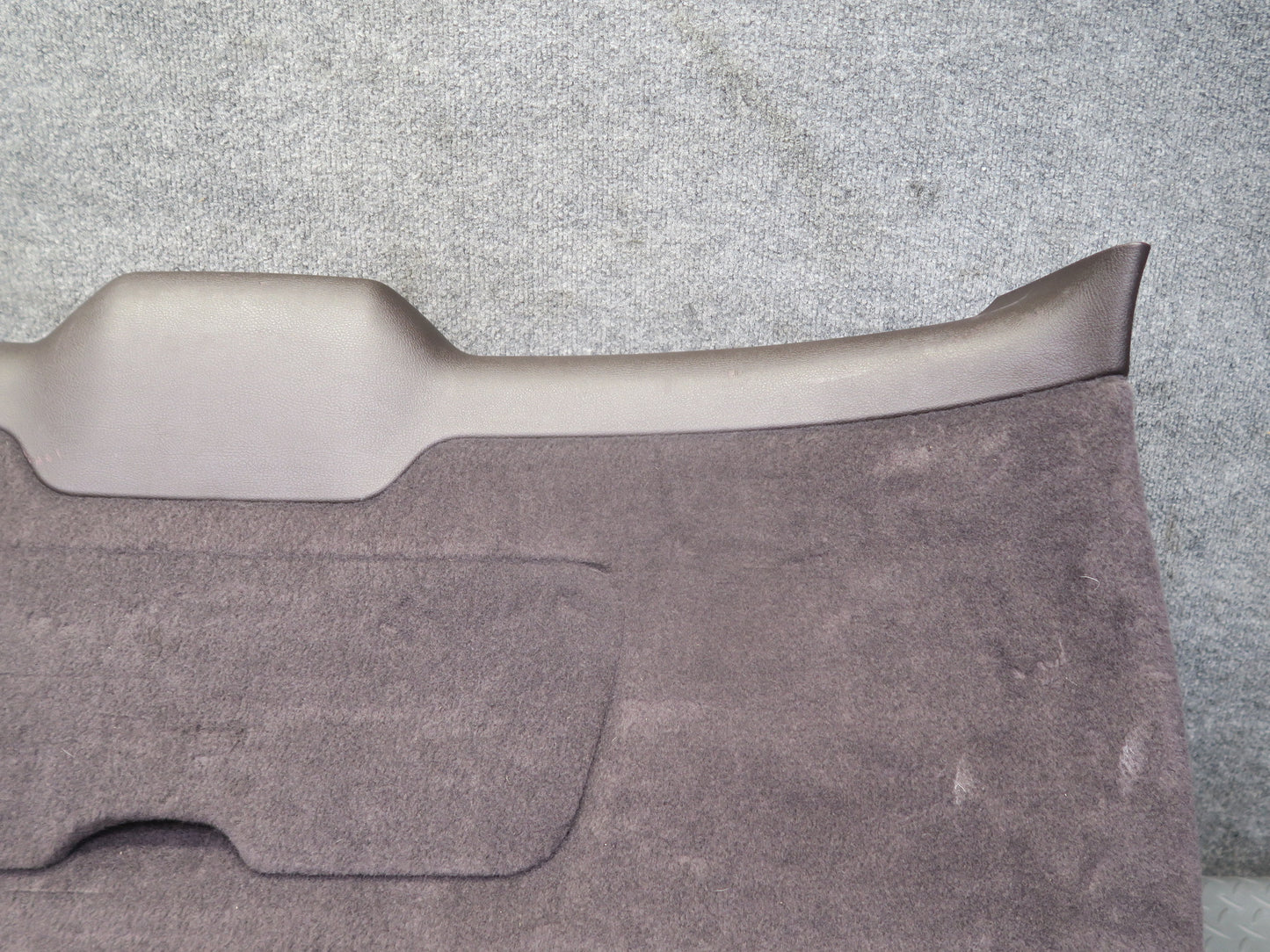 2011-2018 Porsche Cayenne 958 Rear Tailgate Trunk Door Lower Trim Cover Cover