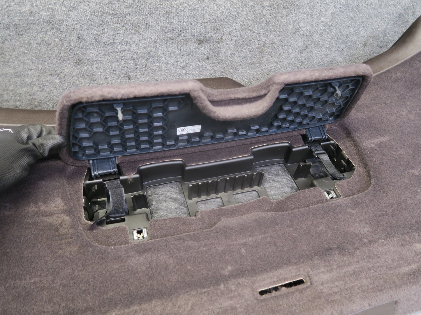 2011-2018 Porsche Cayenne 958 Rear Tailgate Trunk Door Lower Trim Cover Cover