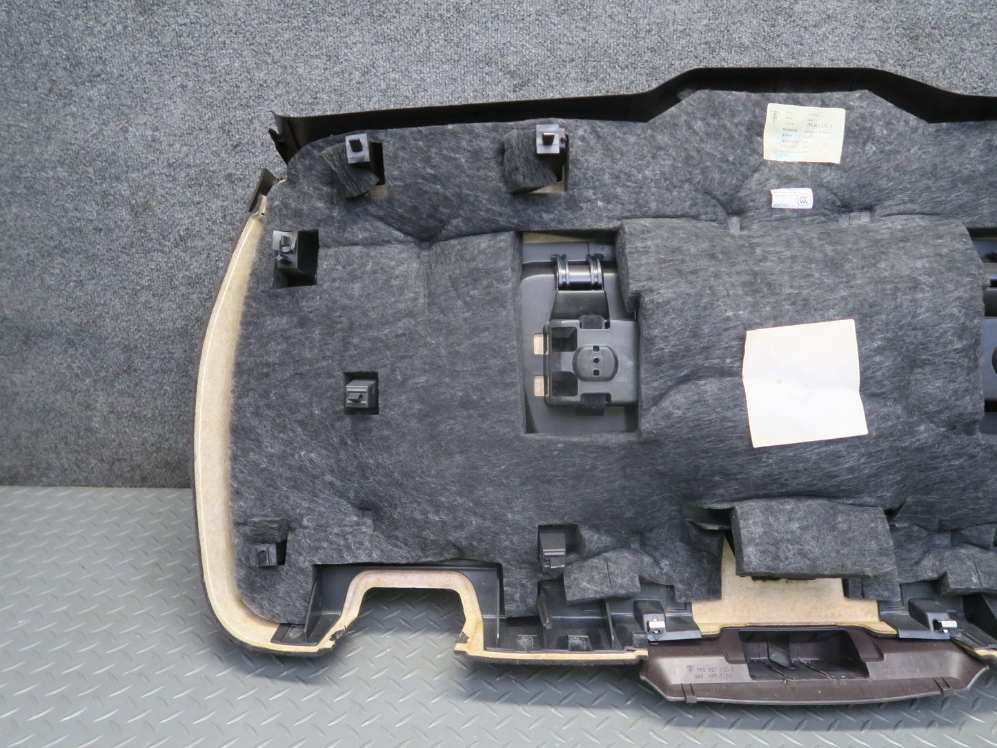 2011-2018 Porsche Cayenne 958 Rear Tailgate Trunk Door Lower Trim Cover Cover