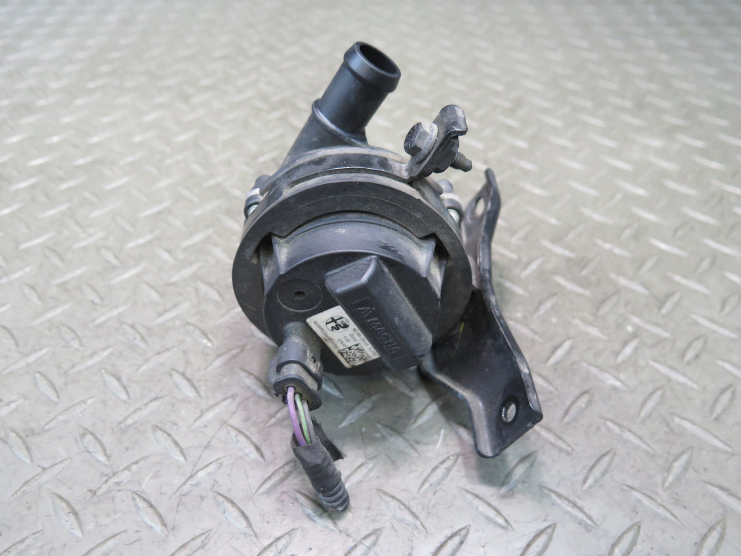 2017-2023 Alfa Romeo Stelvio 2.0L Engine Coolant Auxiliary Water Pump