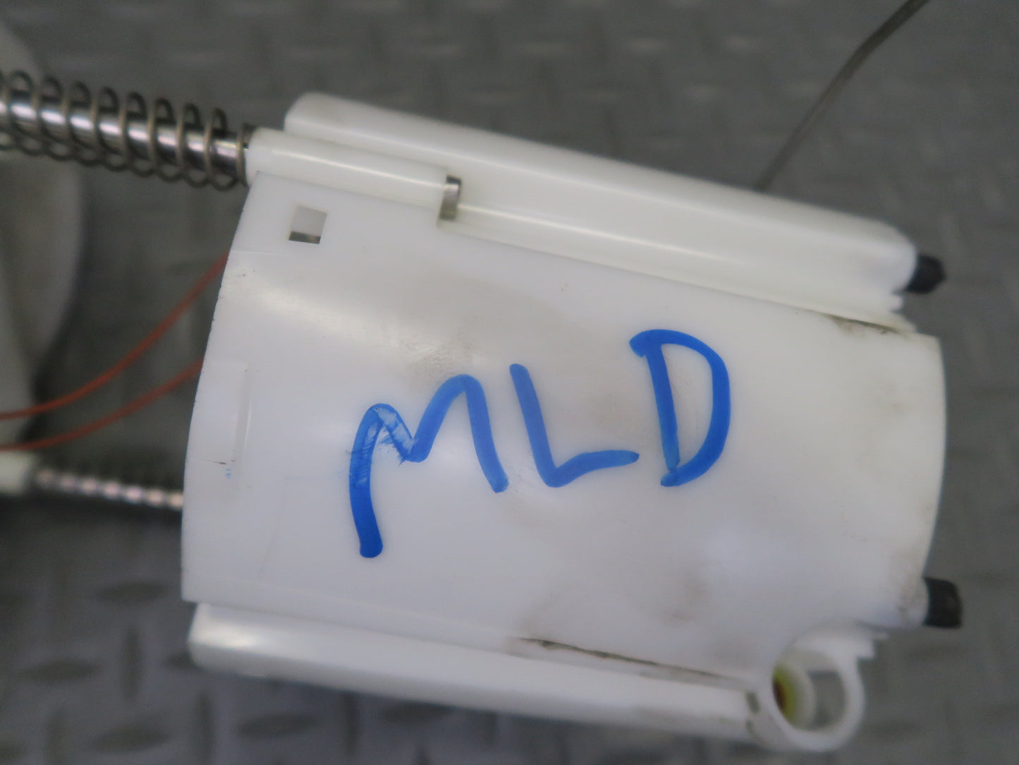 2017-2020 Maserati Levante M161 3.0L Fuel Pump Level Sensor Sending Unit Set