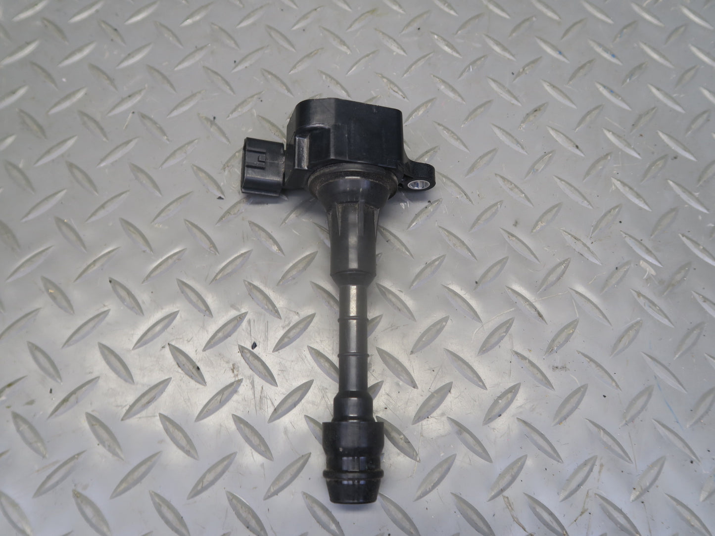 95-97 Nissan Gloria HY33 3.0L Set of 6 Engine Ignition Coil 60K Miles OEM