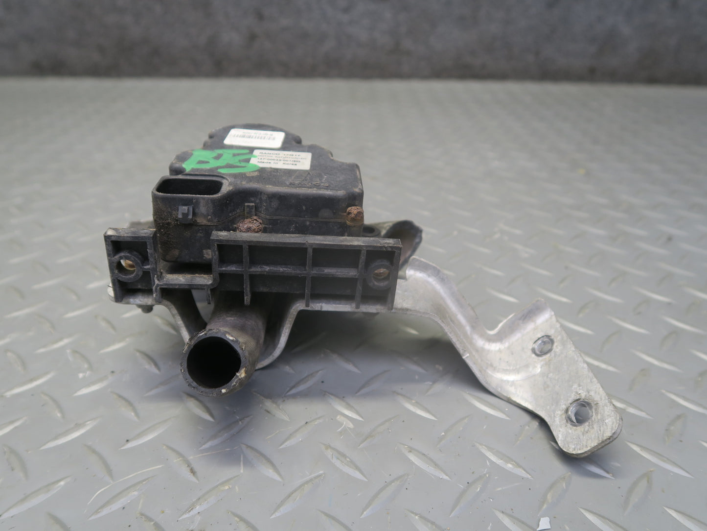2016-2019 Tesla Model S 75D Coolant Water  Pump Cooling Valve Actuator 4-WAY