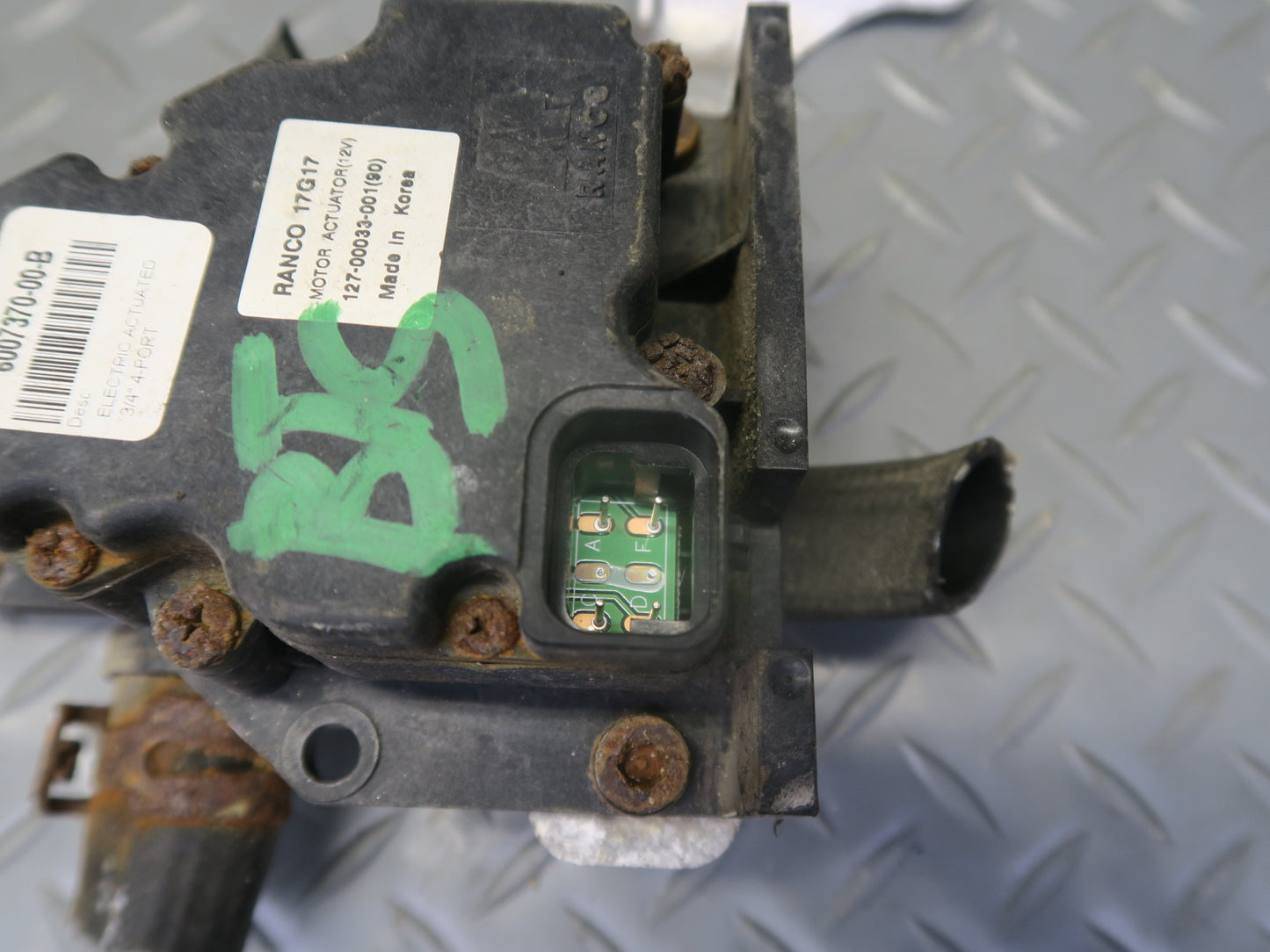 2016-2019 Tesla Model S 75D Coolant Water  Pump Cooling Valve Actuator 4-WAY