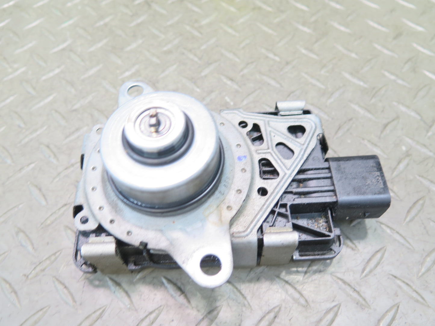 2017-2023 Alfa Romeo Stelvio AWD Transfer Case Control Module 00463374840