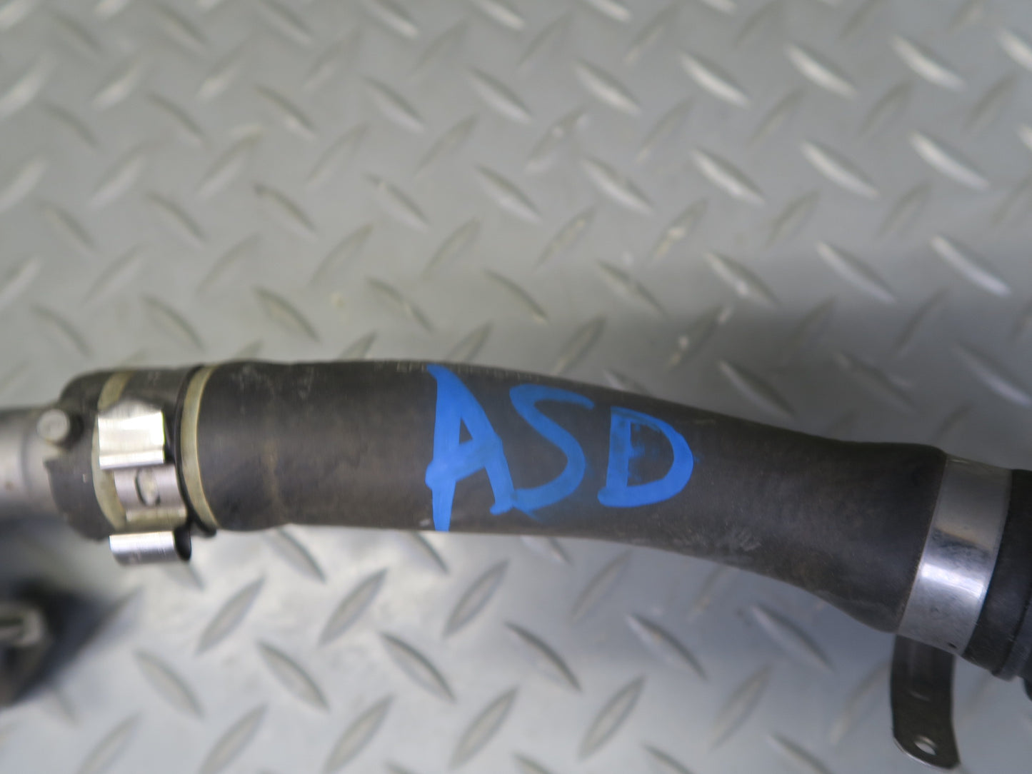 2017-2023 Alfa Romeo Stelvio 2.0L Engine Turbocharger Coolant Hose Line Pipe