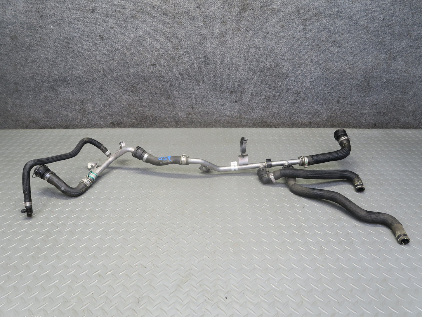 2017-2023 Alfa Romeo Stelvio 2.0L Engine Turbocharger Coolant Hose Line Pipe