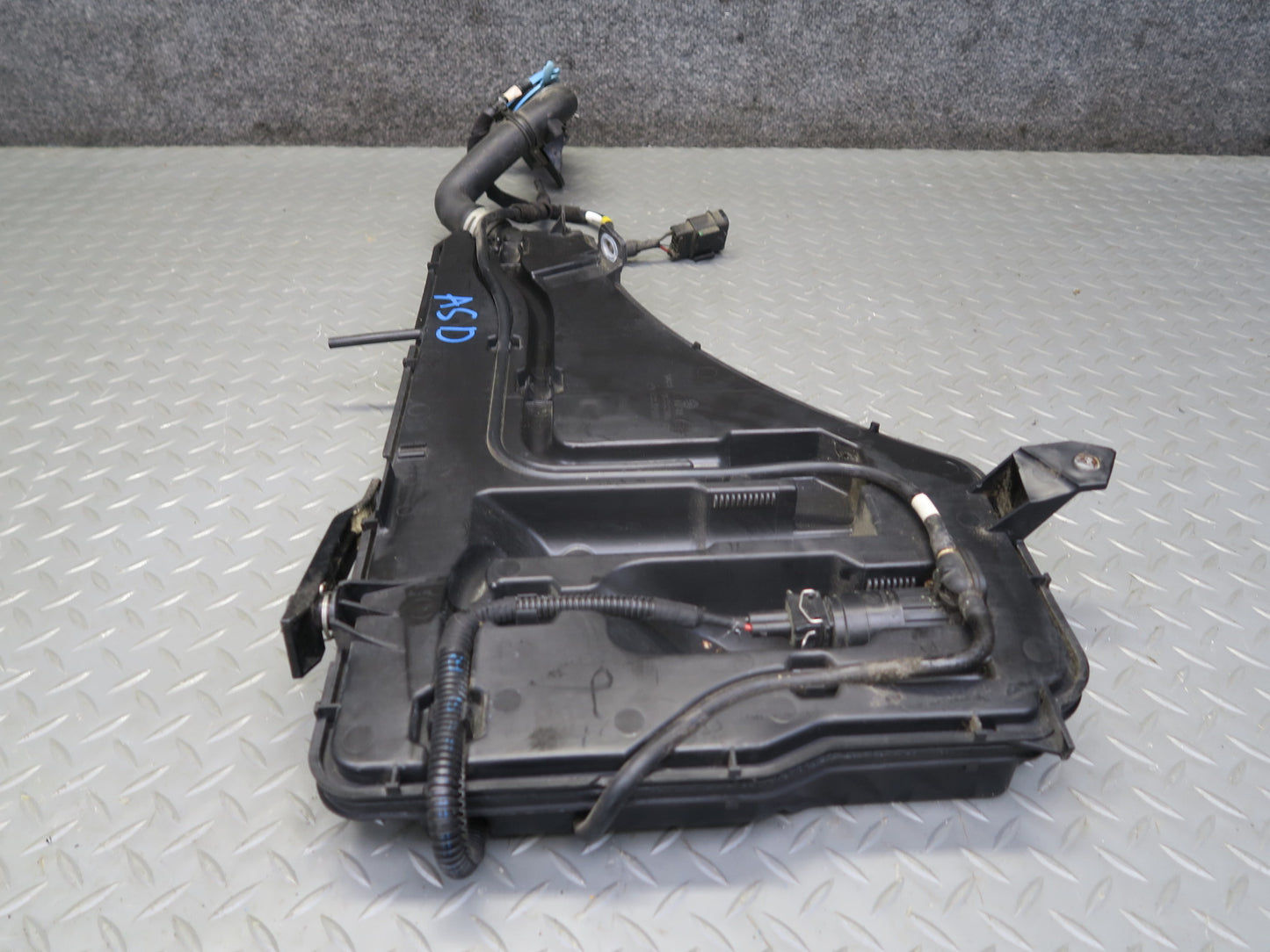2017-2023 Alfa Romeo Stelvio Windshield Washer Reservoir Bottle Tank