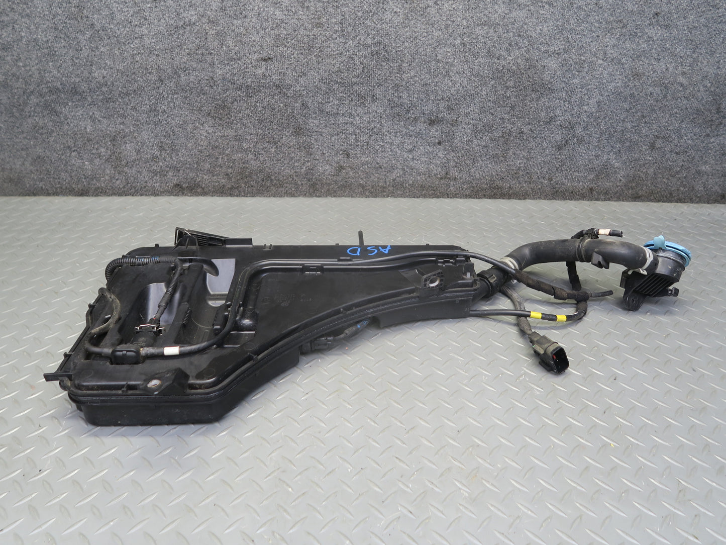 2017-2023 Alfa Romeo Stelvio Windshield Washer Reservoir Bottle Tank