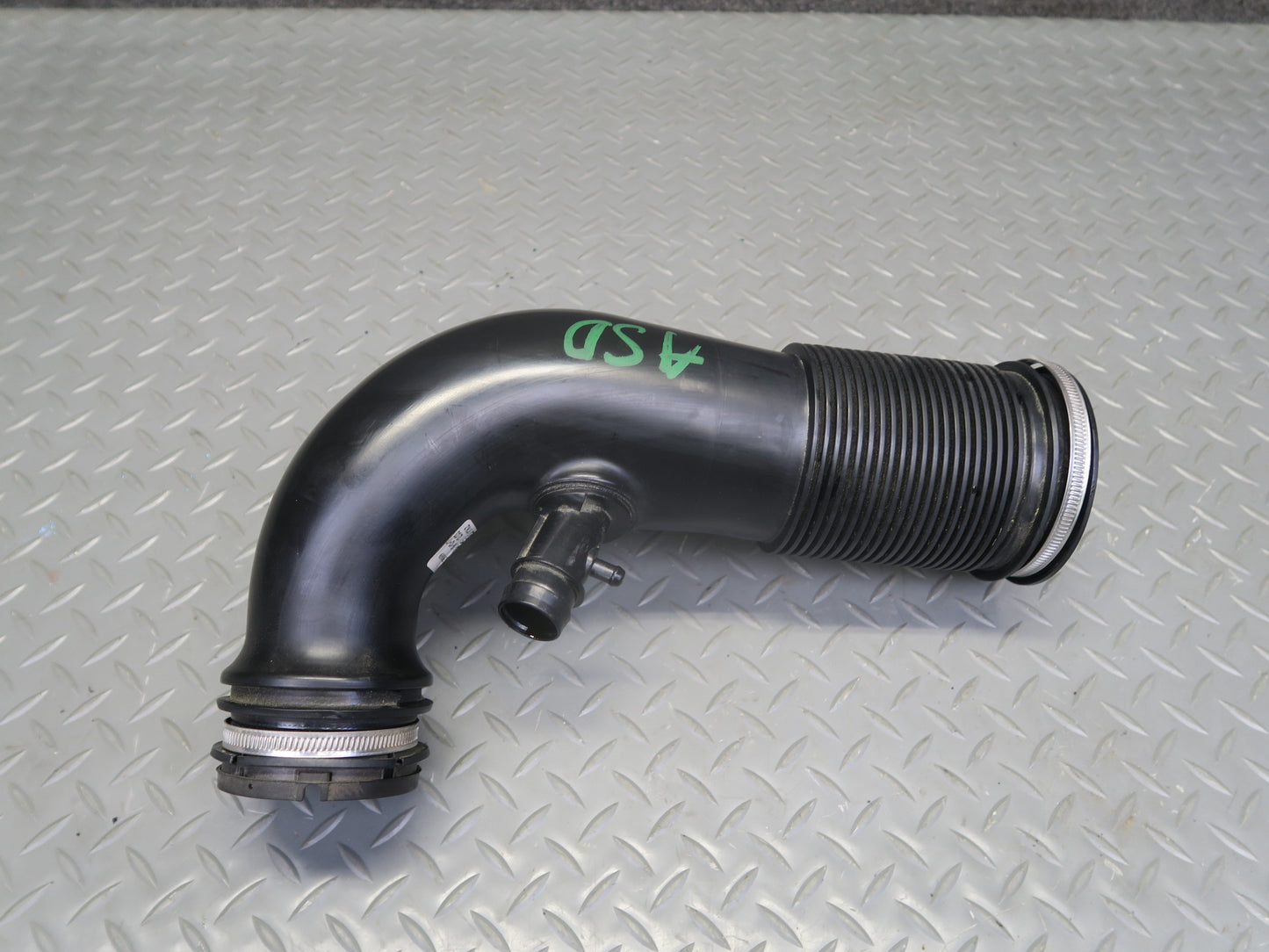 2017-2023 Alfa Romeo Stelvio 2.0L Engine Air Intake Duct Pipe Tube Hose