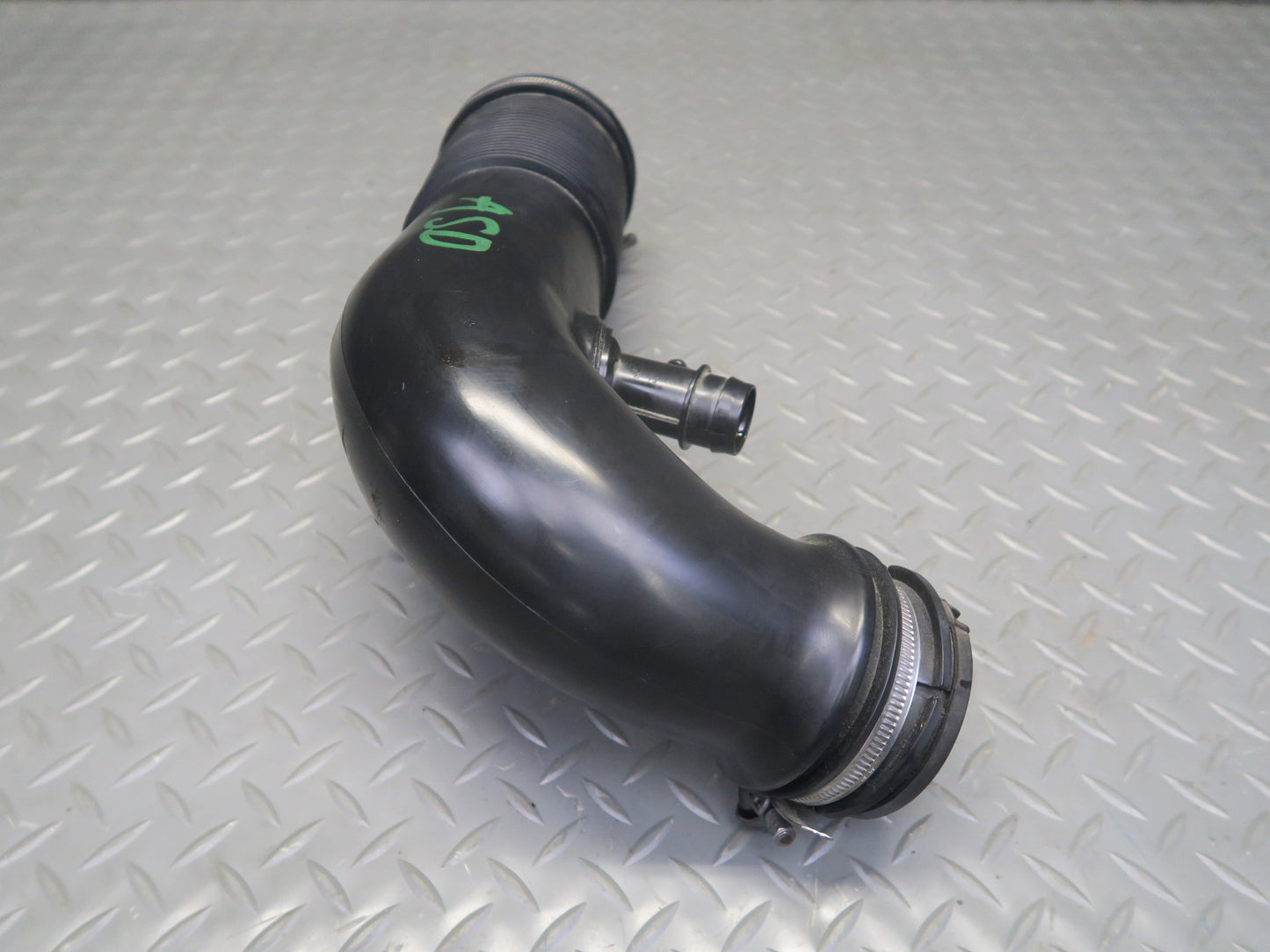 2017-2023 Alfa Romeo Stelvio 2.0L Engine Air Intake Duct Pipe Tube Hose