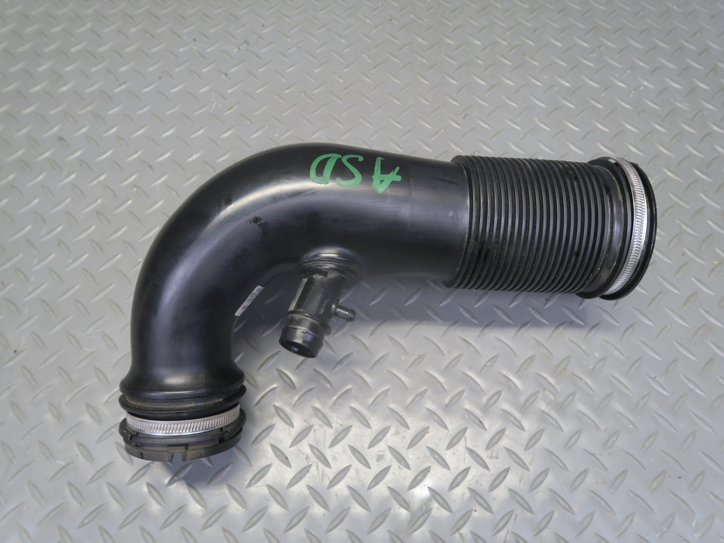 2017-2023 Alfa Romeo Stelvio 2.0L Engine Air Intake Duct Pipe Tube Hose
