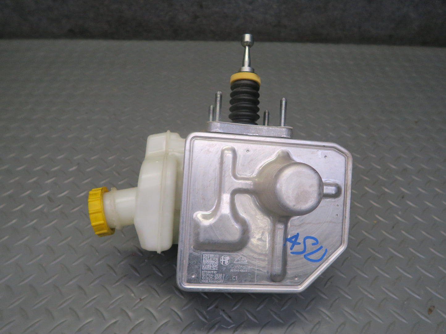 2017-2023 Alfa Romeo Stelvio AWD Anti Lock Brake ABS Pump Module W/ Reservoir