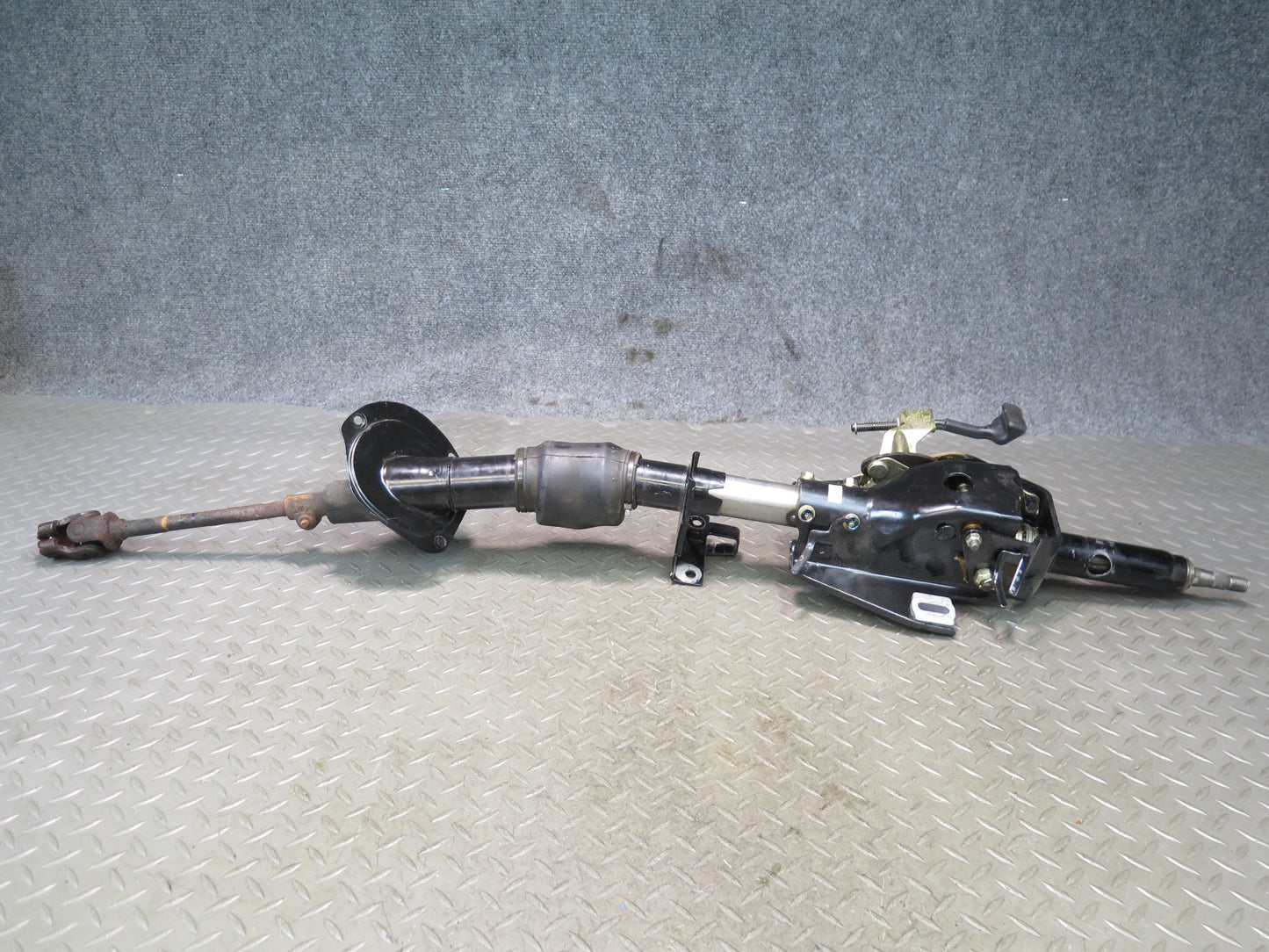 87-89 Nissan Z31 300ZX NON Turbo Steering Column w U Joint Shaft Assembly OEM
