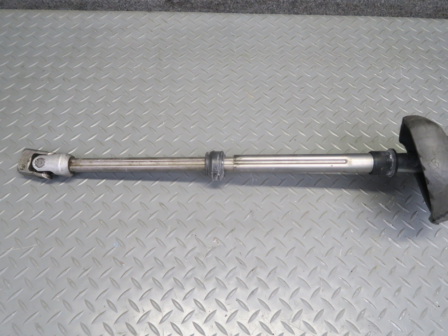 2017-2023 Alfa Romeo Stelvio Manual Adjustment Steering Column Assembly