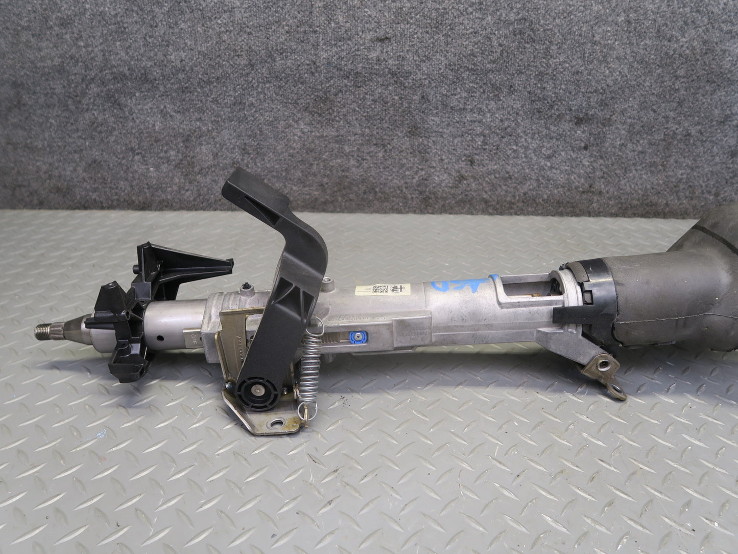 2017-2023 Alfa Romeo Stelvio Manual Adjustment Steering Column Assembly