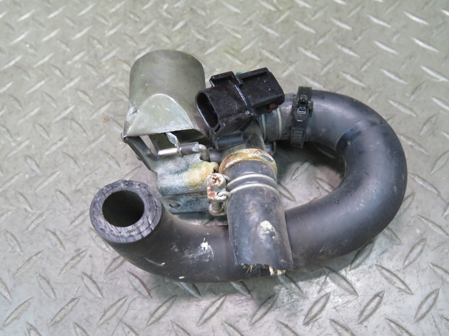 87-89 Nissan Z31 300ZX Heater Bypass Control Valve OEM