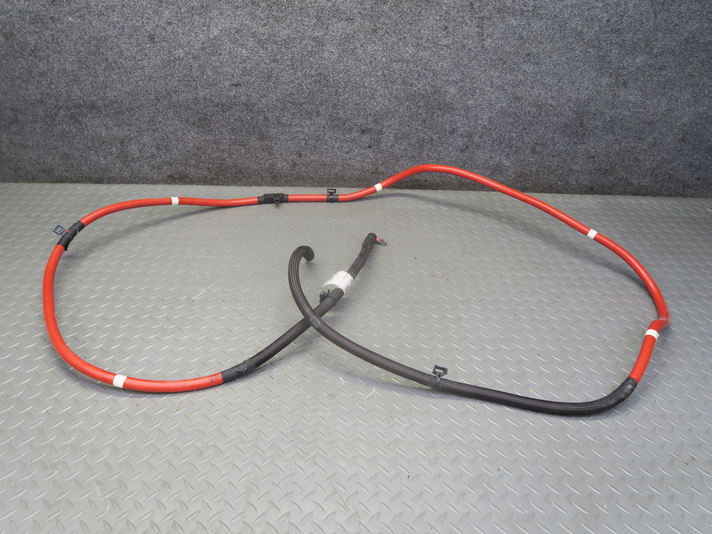 2017-2020 Maserati Levante M161 Battery Positive Cable 670032363