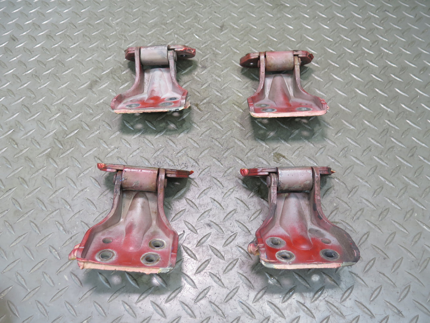 84-86 Nissan 300ZX Z31 Set of 4 Left & Right Upper & Lower Door Hinge RED OEM