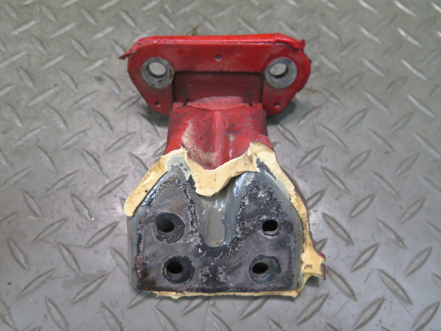 84-86 Nissan 300ZX Z31 Set of 4 Left & Right Upper & Lower Door Hinge RED OEM