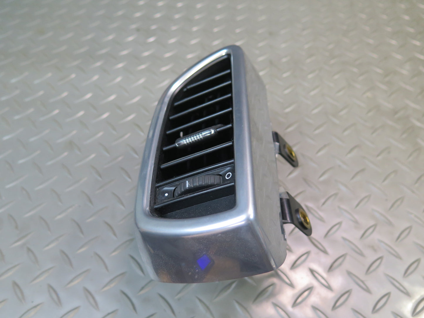 2011-2018 Porsche Cayenne 958 Dash Front Right A/C Air Vent Grille 7P5819704B