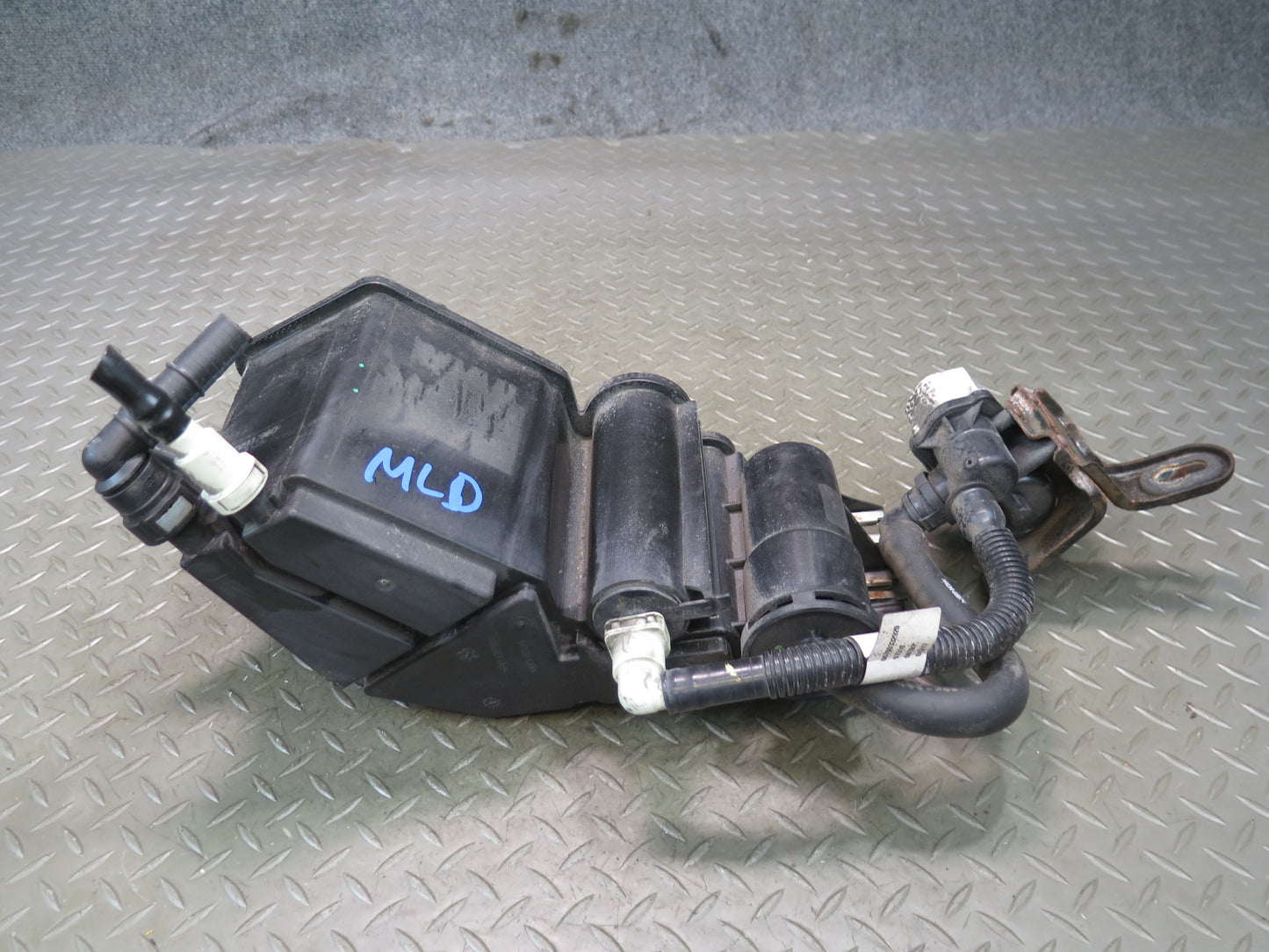 2017-2020 Maserati Levante M161 Fuel Evap Vapor Charcoal Canister 6700332920