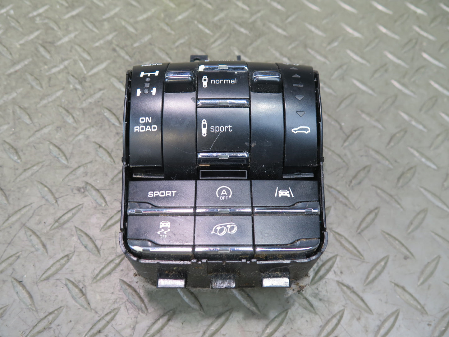 2013-2014 Porsche Cayenne 958 GTS Traction Suspension Control Switch 7P5927127DH