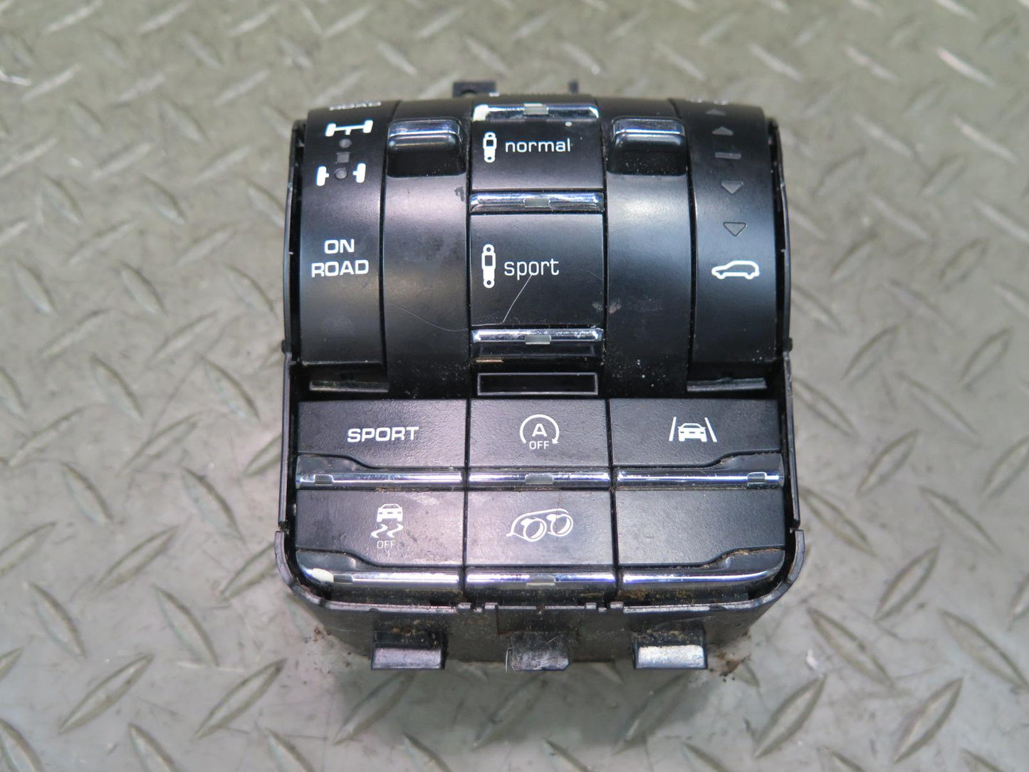 2013-2014 Porsche Cayenne 958 GTS Traction Suspension Control Switch 7P5927127DH