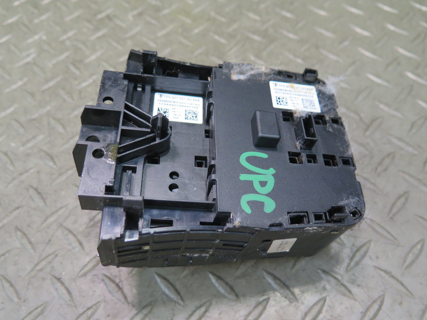 2013-2014 Porsche Cayenne 958 GTS Traction Suspension Control Switch 7P5927127DH