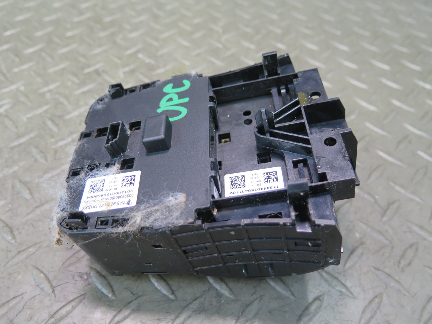 2013-2014 Porsche Cayenne 958 GTS Traction Suspension Control Switch 7P5927127DH