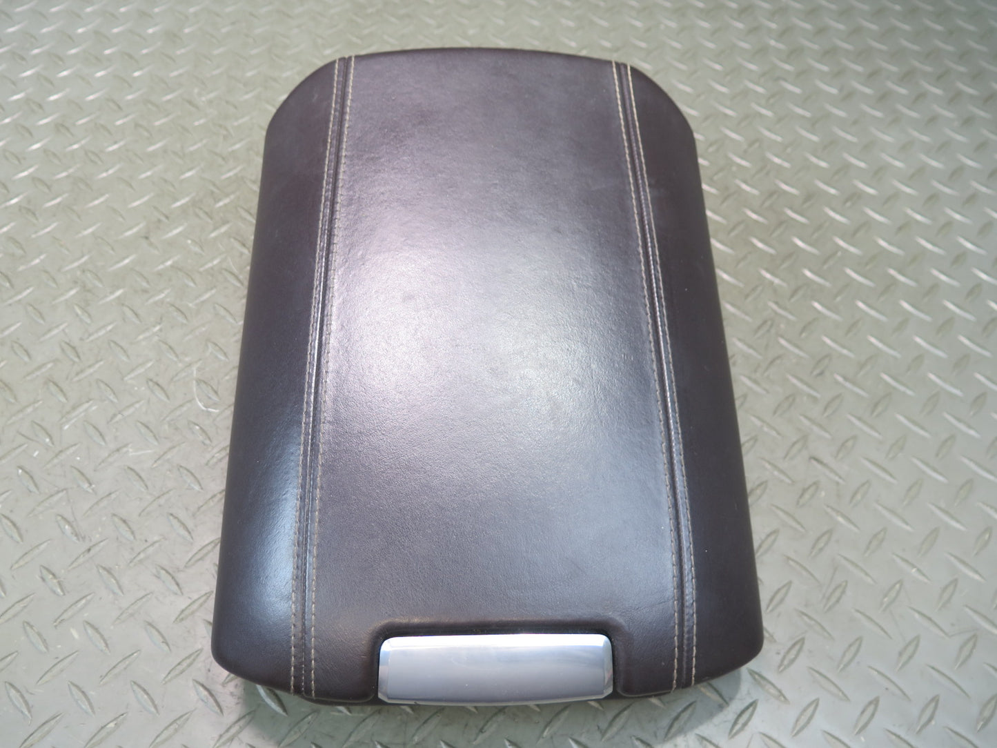 2011-2018 Porsche Cayenne 958 Center Console Leather Armrest Lid Cover