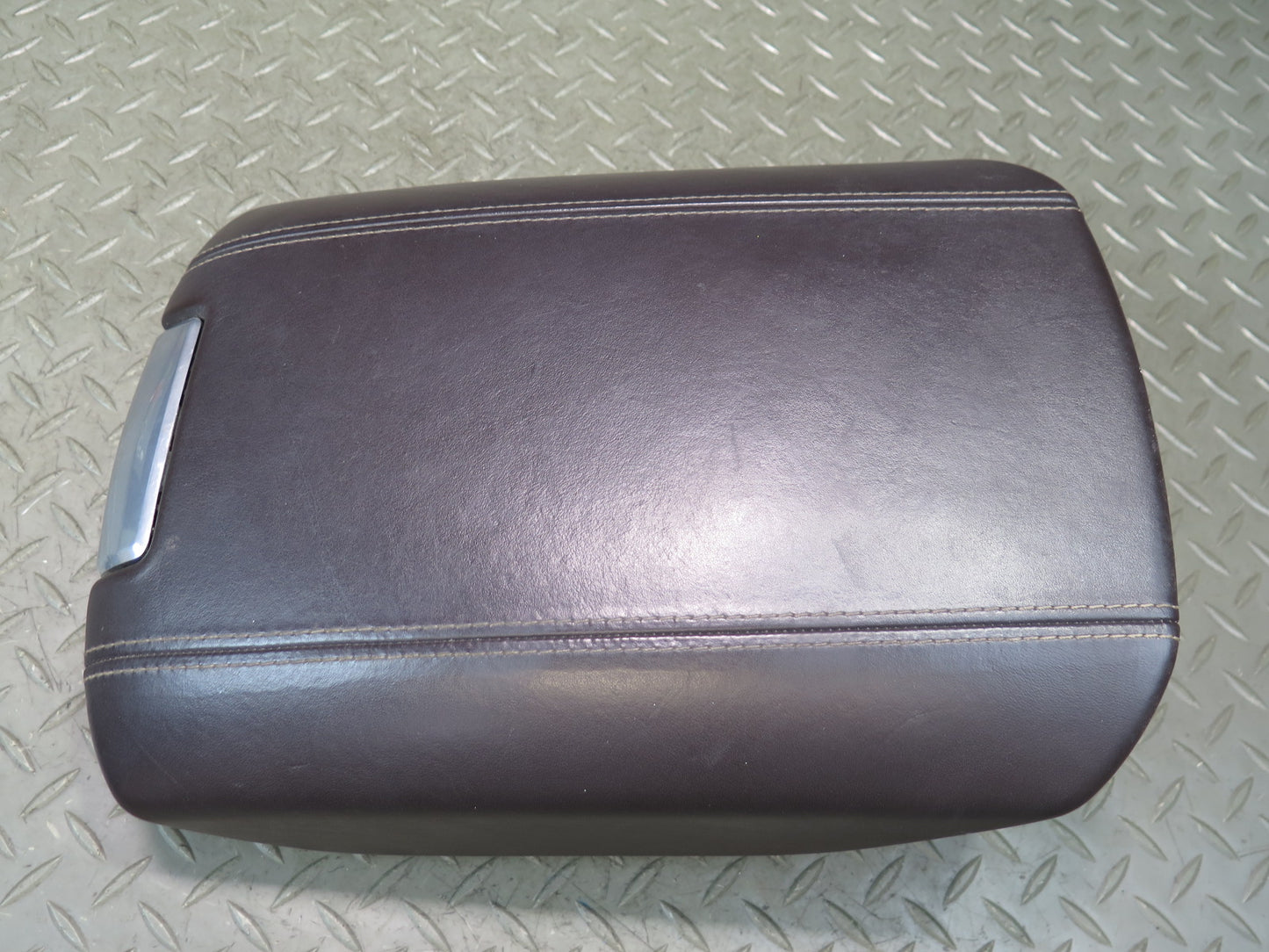 2011-2018 Porsche Cayenne 958 Center Console Leather Armrest Lid Cover
