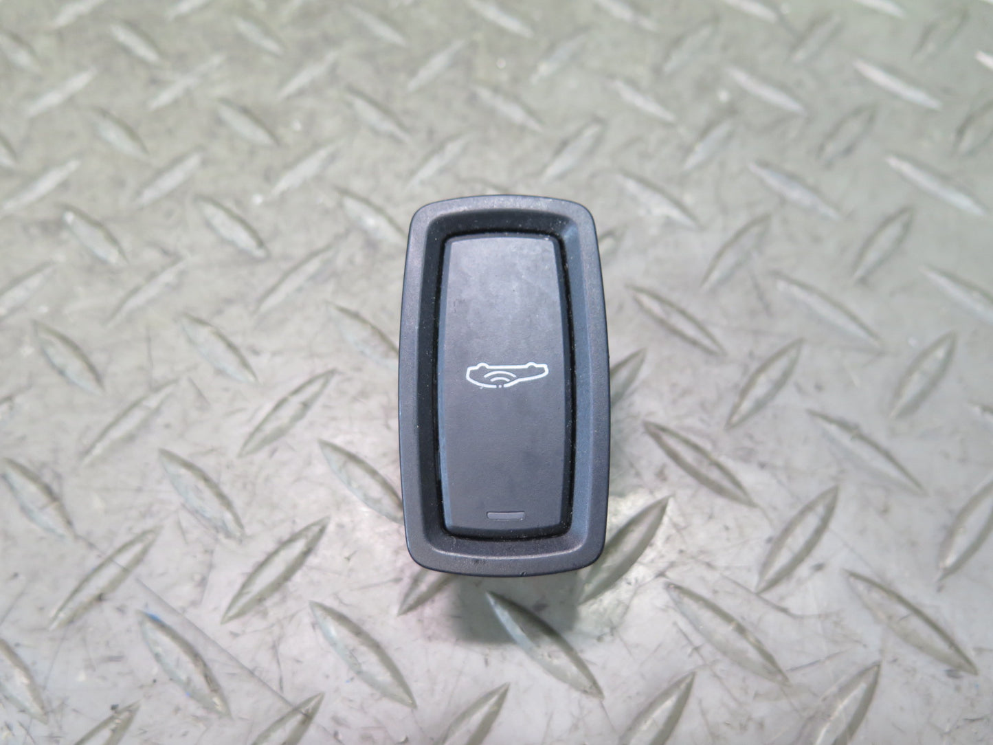 2011-2018 Porsche Cayenne 958 Anti Theft Alarm Button Switch 7PP962109D