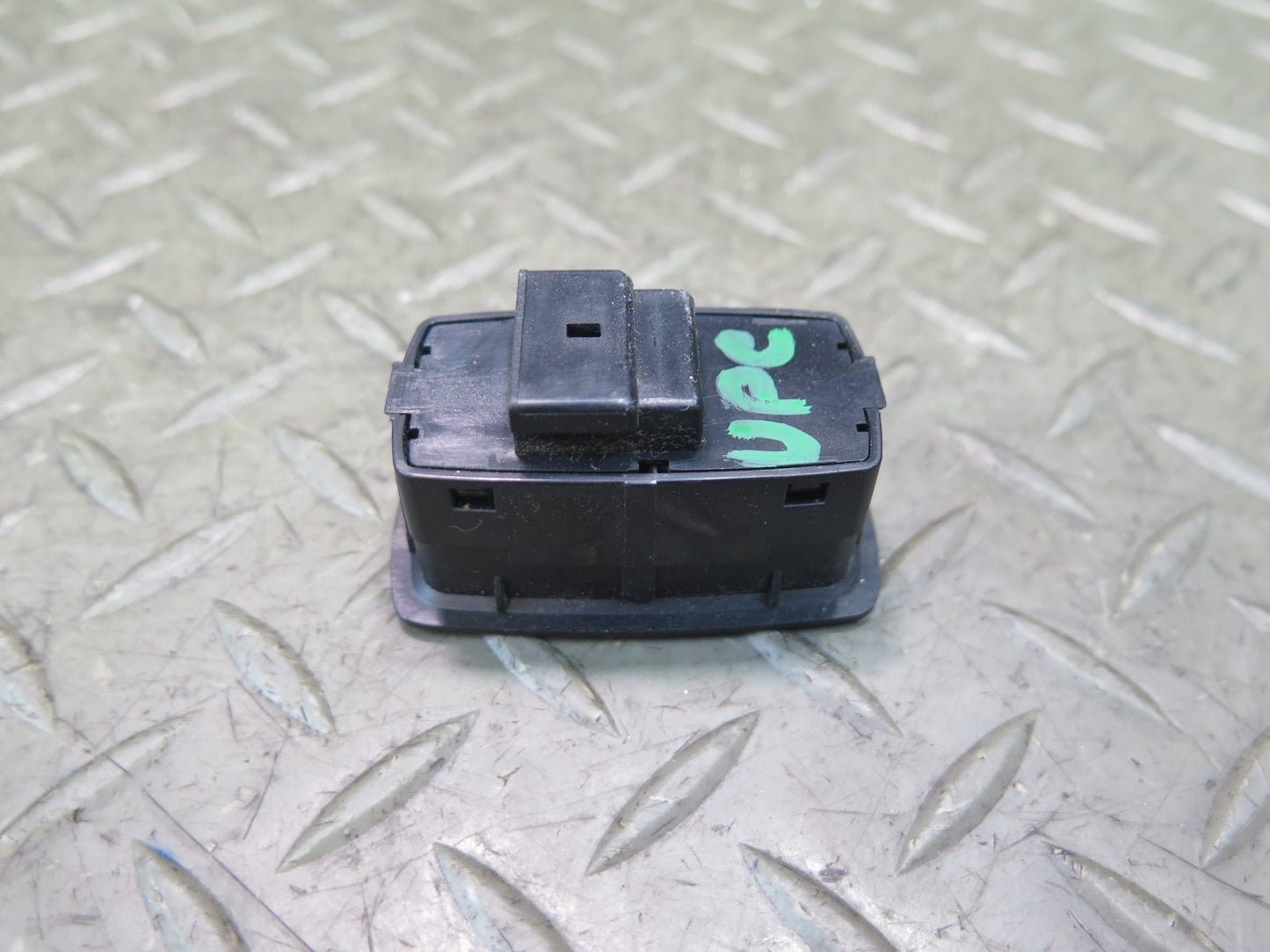 2011-2018 Porsche Cayenne 958 Anti Theft Alarm Button Switch 7PP962109D