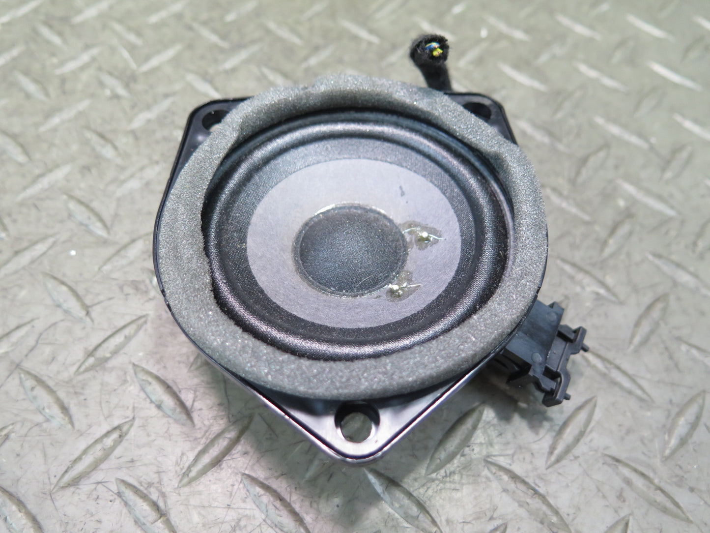 2011-2018 Porsche Cayenne 958 Rear Left & Right Pillar Audio Speaker Bose Set