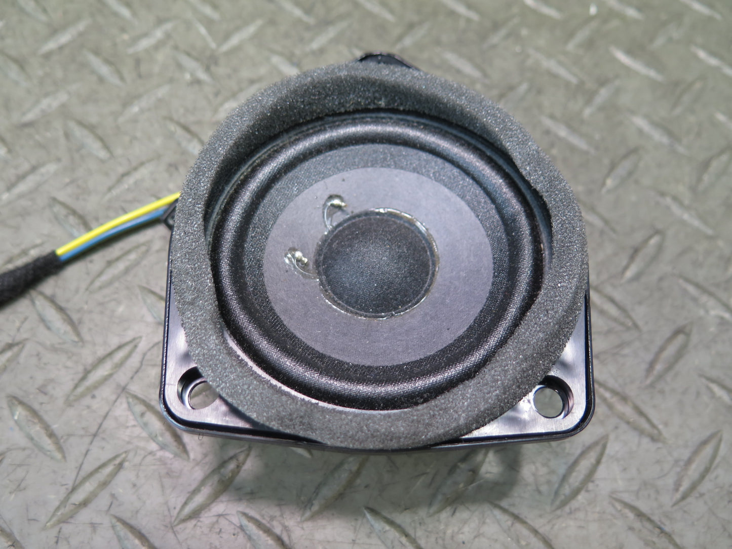 2011-2018 Porsche Cayenne 958 Rear Left & Right Pillar Audio Speaker Bose Set