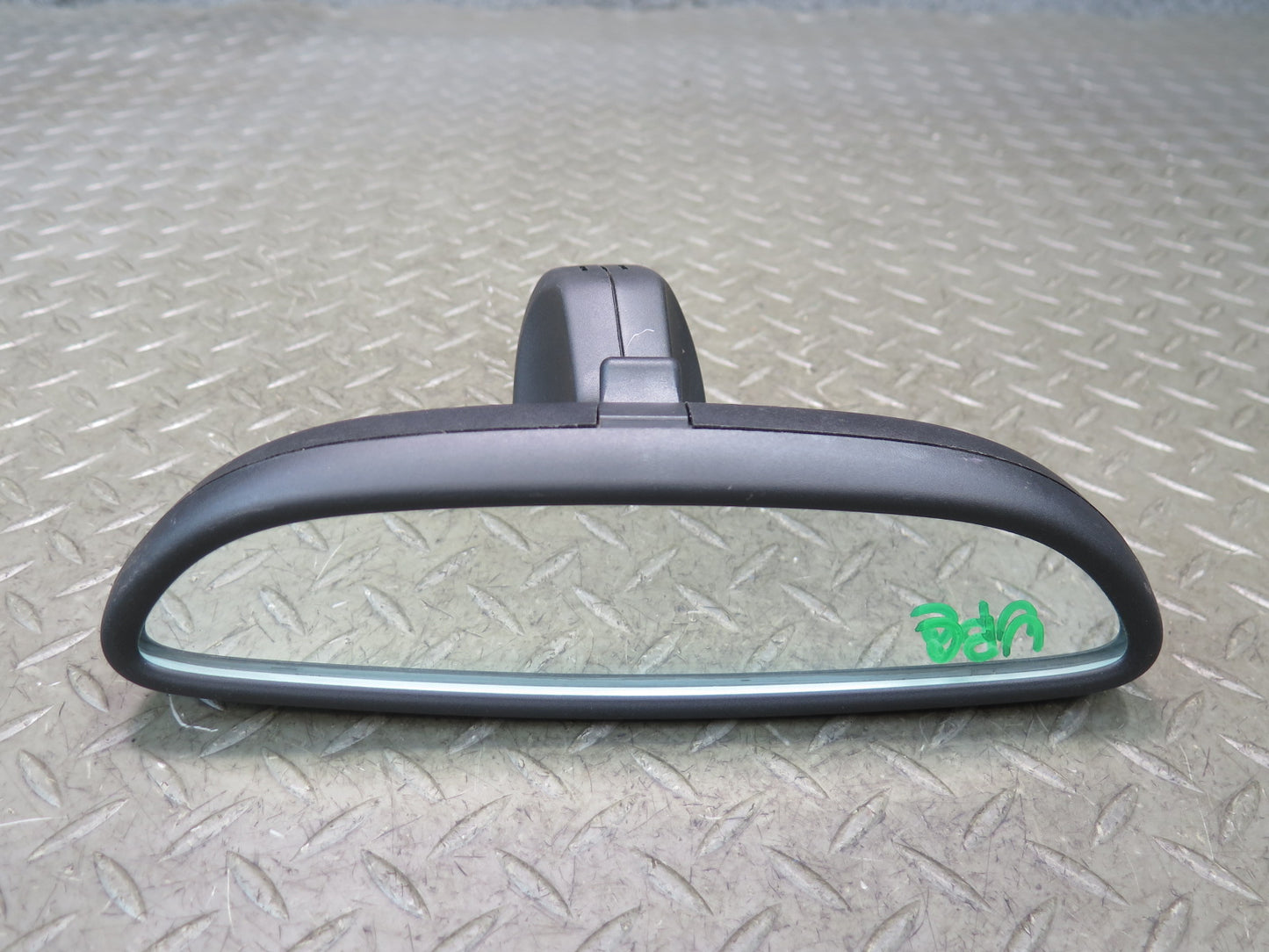 2011-2018 Porsche Cayenne 958 Manual Dimming Interior Rear View Mirror