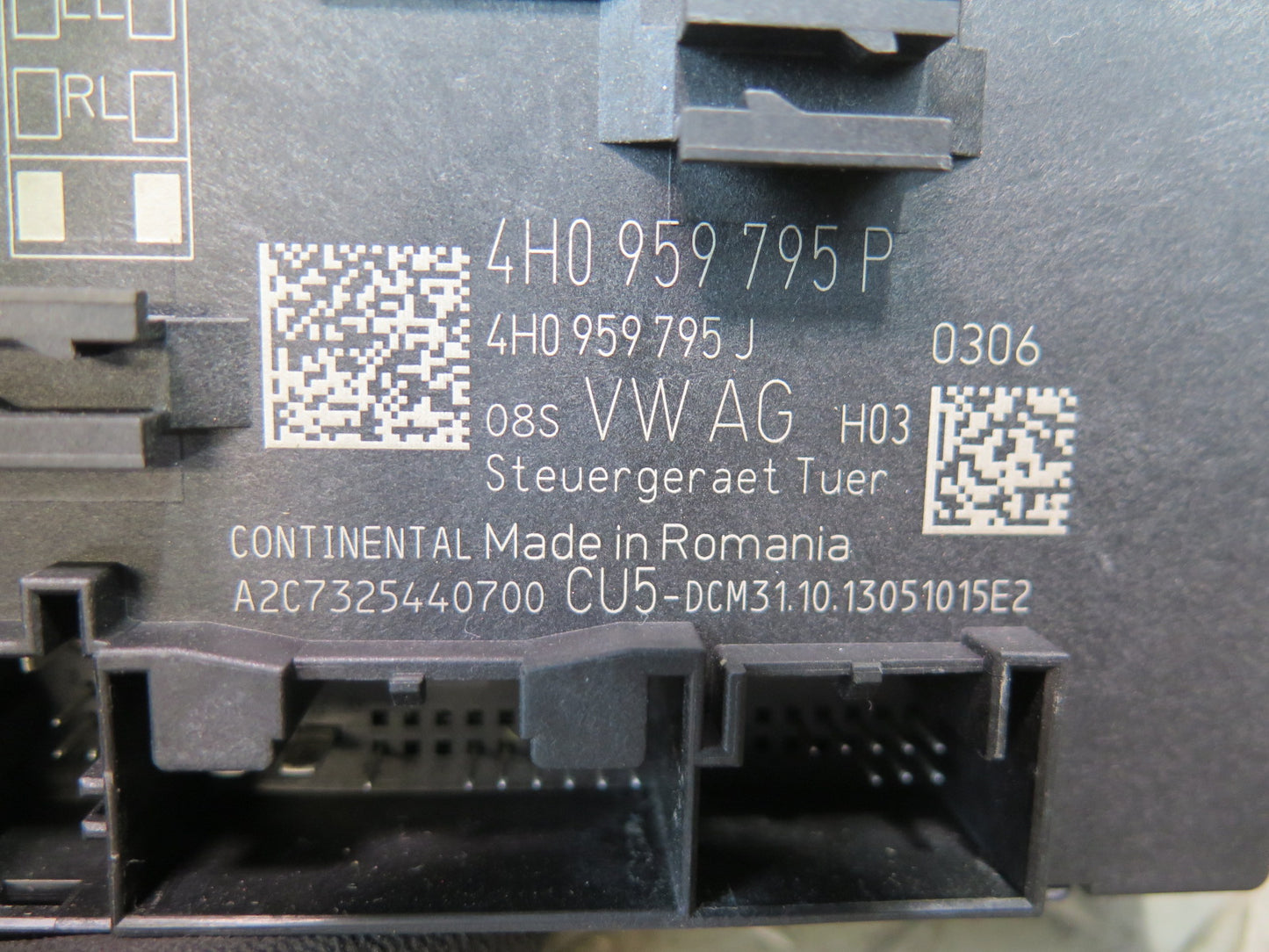 2011-2018 Porsche Cayenne 958 Rear Left or Right Door Control Module 4H0959795P